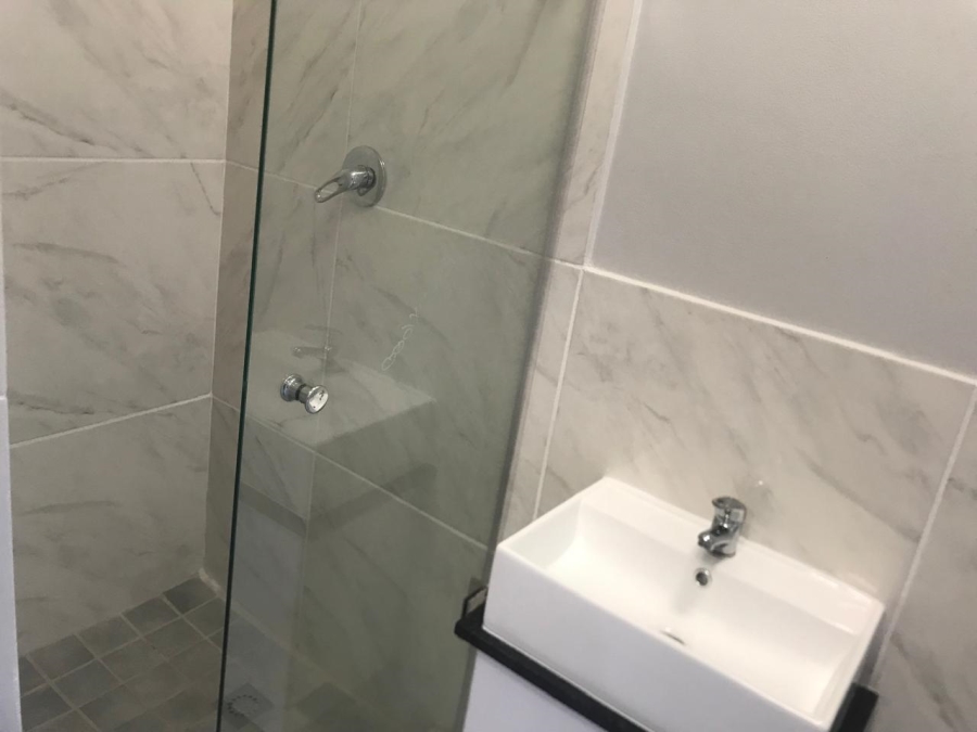 To Let 2 Bedroom Property for Rent in Table View Western Cape